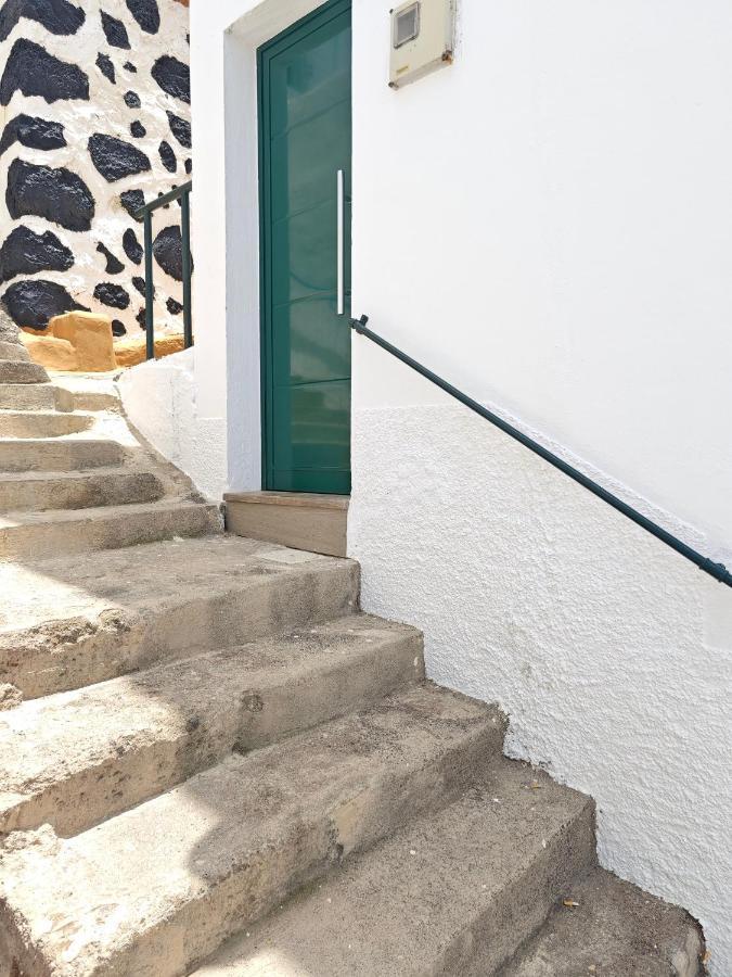 Cozy Apartment In Front Of The Natural Pools El Pris Екстер'єр фото