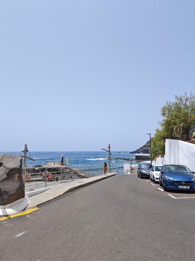 Cozy Apartment In Front Of The Natural Pools El Pris Екстер'єр фото